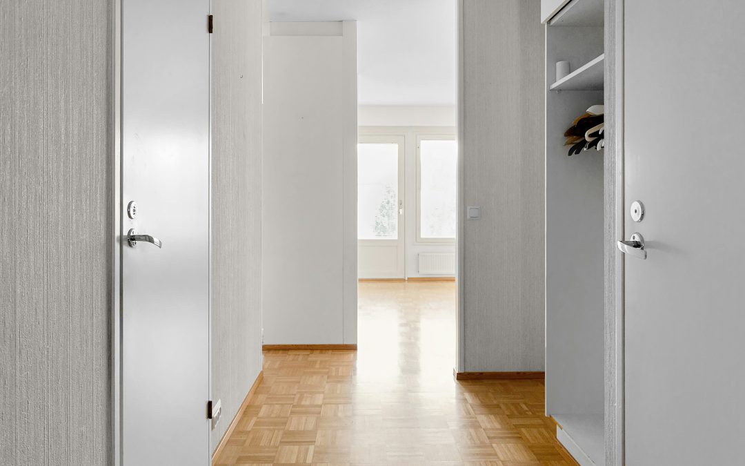 what material is best for cabinet doors